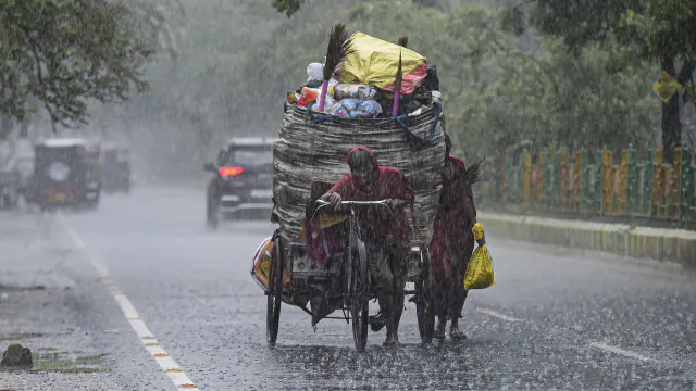 RAIPUR Weather of Chhattisgarh : तूफान बिपरजॉय कल शाम गुजरात के तट से टकराने के बाद बेहद खतरनाक हो गया है।