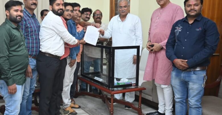 Chhattisgarh from Chief Minister Bhupesh Baghel at his residence office here this evening.