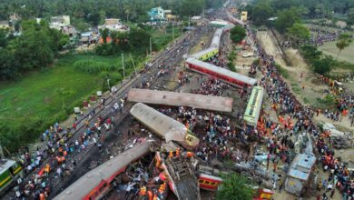 Balasore Train Accident: लापरवाही बरतने के आरोप में रेलवे के 7 कर्मचारियों को किया निलंबित...