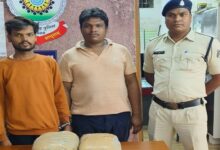 Raipur: पुलिस ने दो अंतर्राज्यीय गांजा तस्करों को बस स्टैंड से किया गिरफ्तार...
