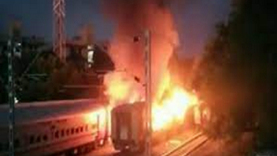 10 people died due to fire inside the train, watch video