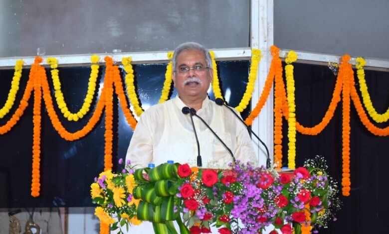 Chief Minister Shri Bhupesh Baghel said in his address – It felt as if someone close to us had come to his own home.