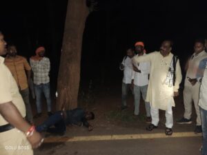  Bastar MLA Bavipra President Mr. Lakheshwar Baghel helped the injured person and admitted him to Maharani 