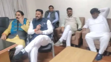 बृहस्पति सिंह और विनय जायसवाल खड़गे से भी मिलेंगे...