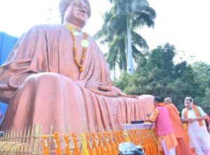 मुख्यमंत्री साय विवेकानंद सरोवर उद्यान में आयोजित राष्ट्रीय युवा महोत्सव में शामिल हुए...