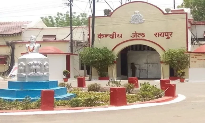 रायपुर केंद्रीय जेल पहुंचे, गृहमंत्री विजय शर्मा...