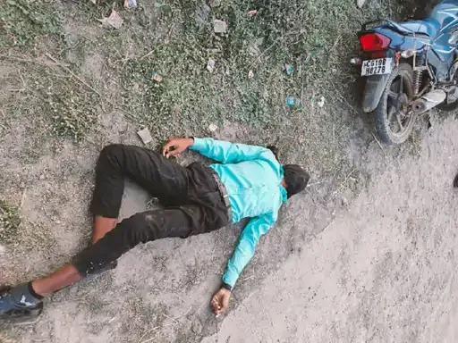तेज रफ़्तार अनियंत्रित बाइक दीवार से जा टकराई, युवक की मौत...