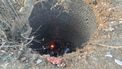 कुएं में फंसा हॉस्पिटल से फरार आरोपी, पढ़े खबर...