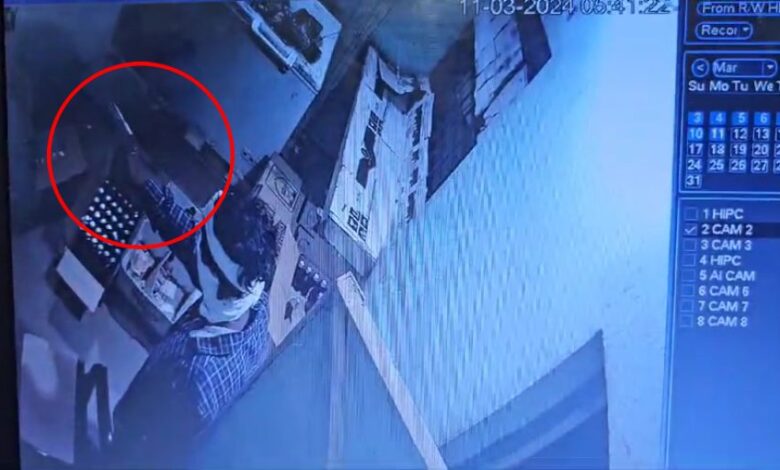 बदमाशों के हौसले बुलंद, शराब दुकान में कट्टे की नोक पर 1 लाख लूट...