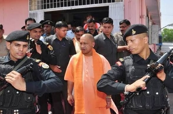 सीएम योगी आदित्यनाथ को बम से उड़ाने की धमकी...