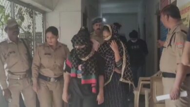 UK: स्पा सेंटर का बोर्ड लगाकर चला रहे थे Sex Racket 3 नेपाली युवतियों के साथ 3 युवक गिरफ्तार...