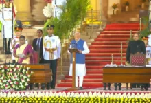 नरेंद्र मोदी शपथ ग्रहण समारोह: PM मोदी को राष्ट्रपति द्रौपदी मुर्मू ने दिलाई शपथ...
