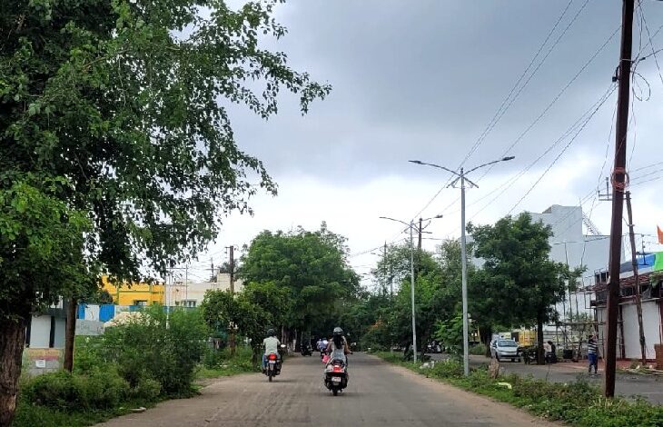 Chhattisgarh: छत्तीसगढ़ में बदला मौसम, मौसम बदलते ही कई जिलों में हुआ बारिश, पढ़े पूरी खबर...