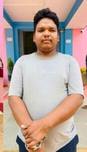 Chhattisgarh: कैशियर ने किया महिला स्व सहायता समूह से लाखों की धोखाधड़ी, पुलिस ने गिरफ्तार, पढ़े पूरी खबर… 