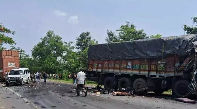 Chhattisgarh Accident News: ट्रक और कंटेनर की जबरदस्त टक्कर से ड्राइवर की मौत...