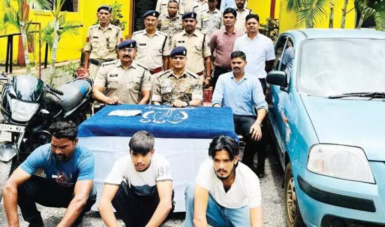 जगदलपुर: सूने मकानों में चोरी, 4 गिरफ्तार ,मुख्य आरोपी पुलिस गिरफ्त से बाहर है।