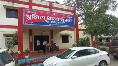 Chhattisgarh: पुलिस अधीक्षक ने बड़ा एक्शन लेते हुए, ASI समेत दो आरक्षक को किया लाइन अटैच...