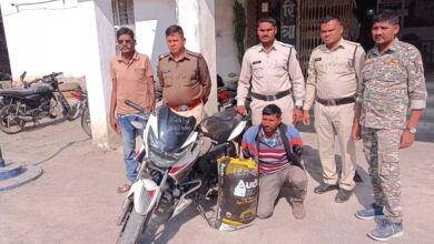 10 किलो गांजा तस्कर करते पुलिस 1 आरोपी को किया गिरफ्तार, पढ़े पूरी खबर…