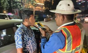 Drink and Drive Checking: CSP की गाड़ी को शराबी ने मारी ठोकर, वीडियो...