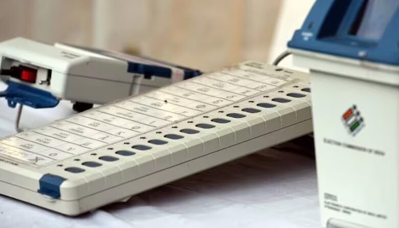 जगदलपुर के 3 वार्डों में EVM खराब होने से कई इलाकों में मतदान नाराज...