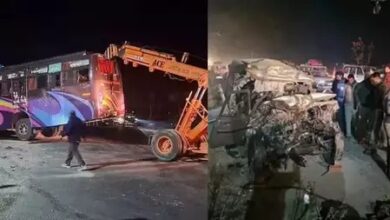 प्रयागराज में रोड एक्सीडेंट: बोलेरो-बस टक्कर से 10 छत्तीसगढ़ी श्रद्धालु मारे, 19 घायल...