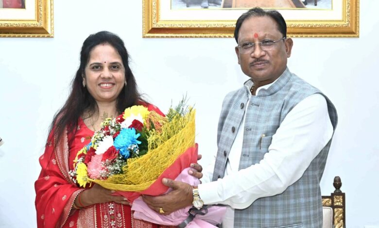 CM विष्णु देव साय ने नवनिर्वाचित मेयर और पार्षदों को दिया विकास मंत्र – वार्डों का समग्र विकास पहली प्राथमिकता...