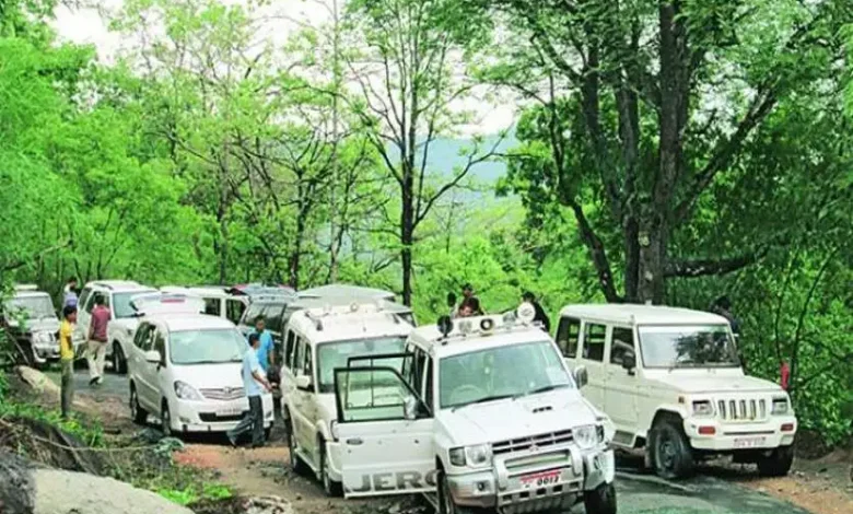 Chhattisgarh: 12 साल के बाद भी नहीं आया, झीरमघाटी कांड की सच्चाई सामने, 12 साल बाद भी मौत का सन्नाटा कायम...Chhattisgarh: 12 साल के बाद भी नहीं आया, झीरमघाटी कांड की सच्चाई सामने, 12 साल बाद भी मौत का सन्नाटा कायम...