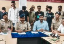 रायपुर में क्रेटा कार से 1 करोड़ की हेरोइन बरामद, 9 तस्कर नेटवर्क का पर्दाफाश, 8 पेडलर्स गिरफ्तार...