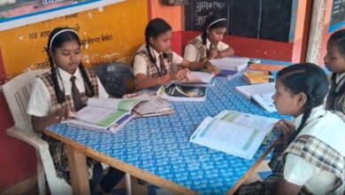महासमुंद में शिक्षा विभाग की लापरवाही: 5वीं-8वीं के 5433 छात्र 5 माह से मार्कशीट के इंतज़ार में, एडमिशन व योजनाएं प्रभावित...
