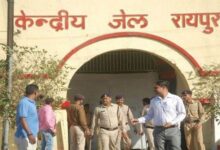 कैदी फरार: रायपुर सेंट्रल जेल से बंदी चकमा देकर भागा, प्रहरी निलंबित...