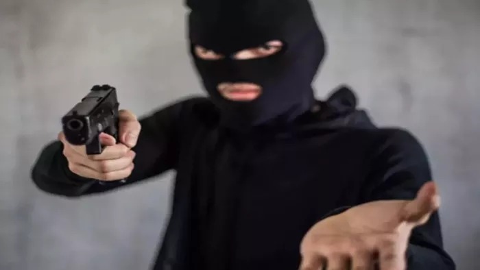 रायपुर में फायरिंग कर दहशत फैलाने वाले बदमाशों में से एक गिरफ्तार, पुलिस तलाश रही दूसरा आरोपी...