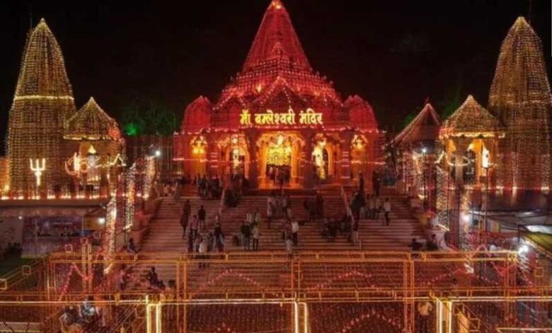 नवरात्र 2025: माँ बम्लेश्वरी धाम में सजा दरबार, डोंगरगढ़ में उमड़े भक्तों की भीड़