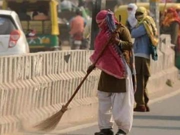 रायपुर: अब सफाईकर्मियों को करनी होगी 8 घंटे की ड्यूटी, नगर निगम लागू करेगा सेंट्रलाइज्ड ठेका सिस्टम...