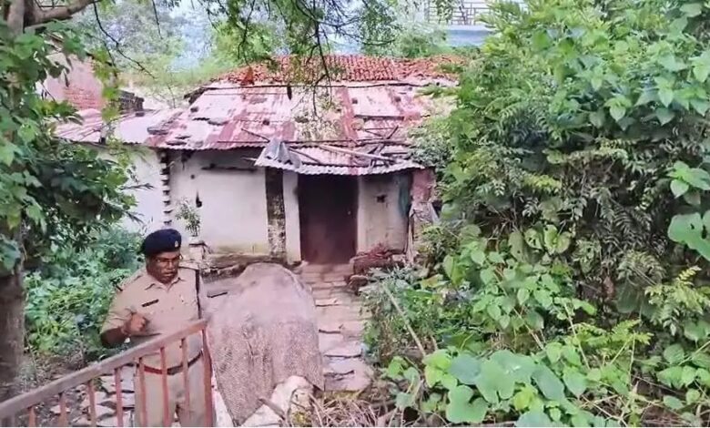 बालोद: घर में संदिग्ध परिस्थितियों में मिली 65 वर्षीय कोतवालीन देवबत्ती बाई की लाश, पुलिस ने जांच शुरू की...