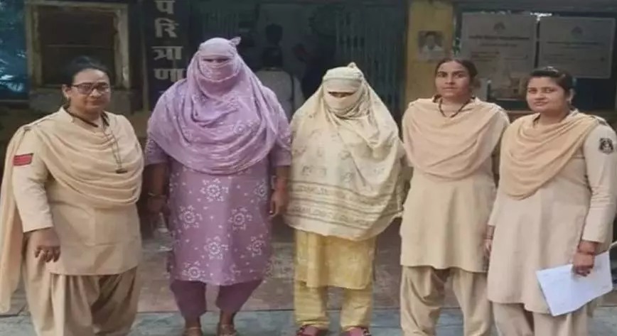 दुर्ग में सेक्स रैकेट का भंडाफोड़, दो महिलाएं गिरफ्तार, उरला से नाबालिग का रेस्क्यू...