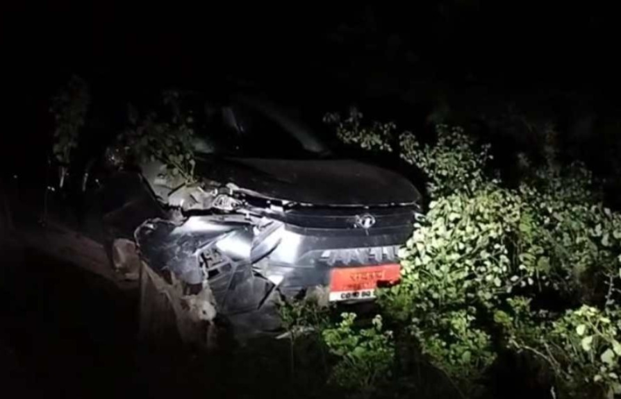 बिलासपुर-मुंगेली मार्ग पर भीषण सड़क हादसा: जिला पंचायत सदस्य की कार से टक्कर, बाइक सवार युवक की मौत – कार सवार फरार...