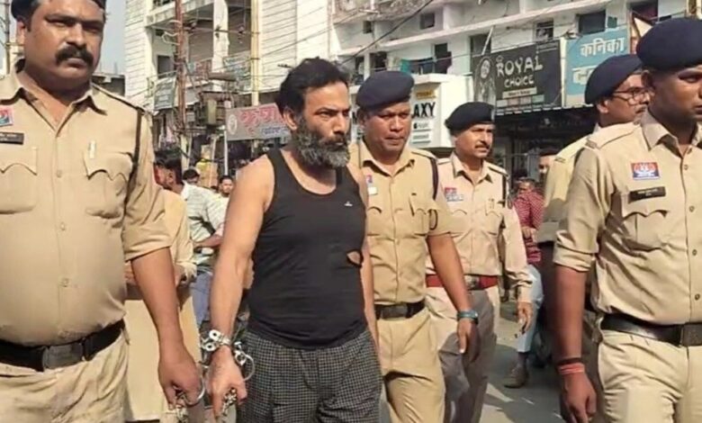 रायपुर: सूदखोर वीरेंद्र तोमर की 24 घंटे की रिमांड खत्म, आज फिर कोर्ट में होगी पेशी — पुलिस मांगेगी एक सप्ताह की रिमांड...