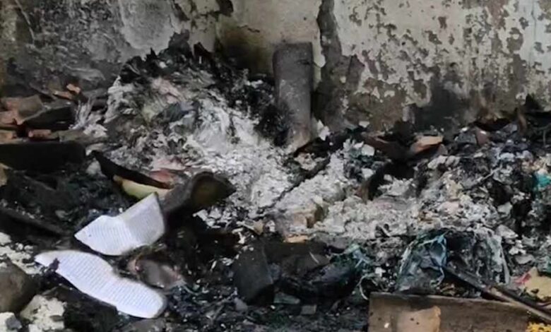 भानुप्रतापपुर: वरिष्ठ कांग्रेस नेता पुसऊ राम दुग्गा की आग में जलने से दर्दनाक मौत, ठंड से बचने के लिए कमरे में जलाया था अलाव...