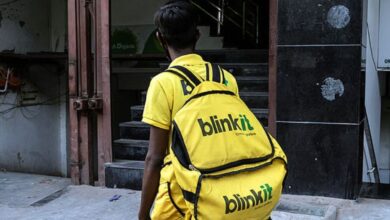 रायपुर में Blinkit की डिलीवरी ठप: वेतन कटौती और नई नीतियों के विरोध में 700 से ज्यादा कर्मचारी हड़ताल पर...