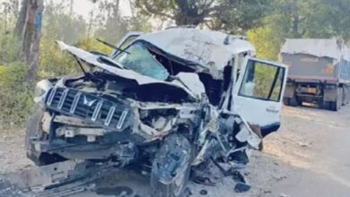 NH-30 पर बड़ा हादसा: स्कॉर्पियो ट्रक से भिड़ी, 5 की मौके पर मौत, कई गंभीर...