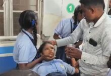 CG News: छात्रावास में फिर हड़कंप—3 छात्राएं बेहोश, अधीक्षिका ने अस्पताल में बुलाया ‘बैगा’...