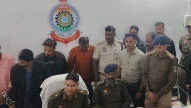 अकलतरा में सिलसिलेवार चोरी का पर्दाफाश: फुटेज वायरल होने पर शुरू हुआ ब्लैकमेल, पुलिस ने गैंग के 4 आरोपी दबोचे...