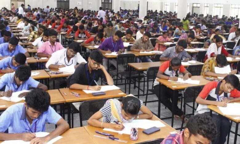 छत्तीसगढ़ में बोर्ड परीक्षाएं 10 दिन पहले: सिलेबस पूरा कराने में स्कूलों की बढ़ी चुनौती...