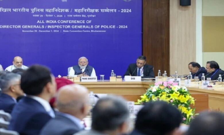 DG-IG कॉन्फ्रेंस Day-2: पीएम मोदी–अमित शाह की मौजूदगी में शुरू हुई 12 घंटे की मैराथन बैठक, राष्ट्रीय सुरक्षा पर राज्यों के DGP देंगे प्रेजेंटेशन...