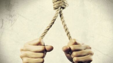 Sorry स्टेटस लगाने के बाद युवक की मौत, NH-130 किनारे पेड़ पर मिला शव...