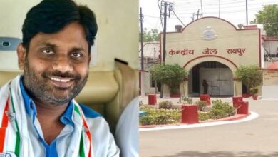 Raipur News: जमानत लेने पहुंचे कांग्रेस नेता विनोद तिवारी कोर्ट से सीधे जेल, दो साल पुराने मामले में न्यायिक हिरासत...