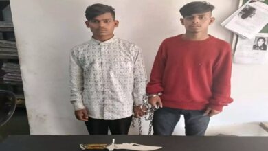 टोल प्लाजा पर ट्रक चालकों से अवैध वसूली का विरोध पड़ा भारी, चाकू से हमला—दो नाबालिग सहित 4 आरोपी गिरफ्तार...