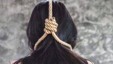 रायपुर में दिल दहला देने वाली घटना: मां को पूछताछ के लिए थाने ले गई पुलिस, सदमे में 18 साल की बेटी ने की आत्महत्या…