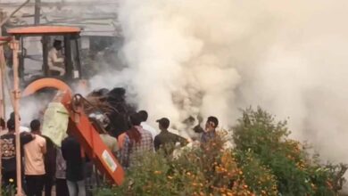 कथा स्थल के पास पैरावट में लगी आग, दमकल टीम की तत्परता से टला बड़ा हादसा...