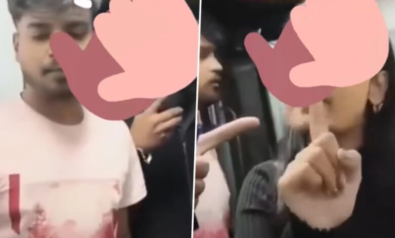 चलती ट्रेन के टॉयलेट में कपल के लंबे समय तक बंद रहने का वीडियो वायरल, 1 मिनट 42 सेकंड की क्लिप ने सोशल मीडिया पर मचाया हंगामा...